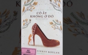 Cô ấy không ở đó