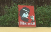 MN1CS:  Từ biệt Berlin