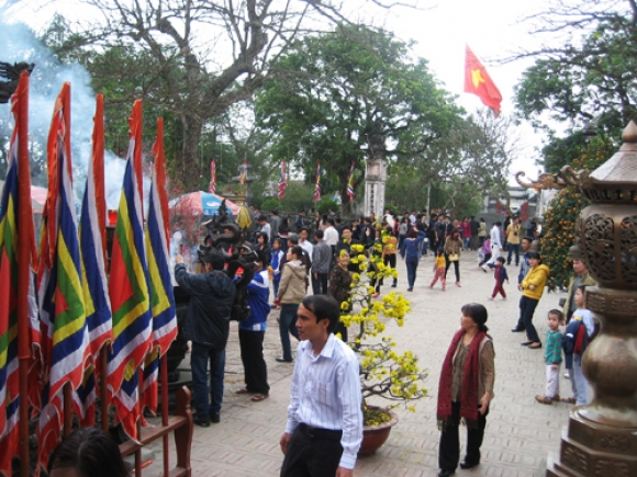 Lễ khai ấn Đền Trần