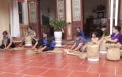 Câu chuyện xóm làng  06/5/2025
